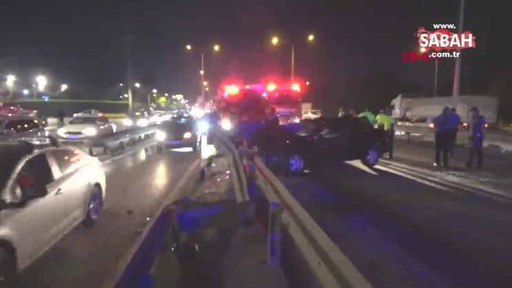 Kocaeli'de feci kaza! Otomobil bariyere saplandı: 1 ölü, 1 ağır yaralı | Video