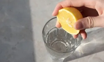 30 gün boyunca her sabah limonlu su içtiğinizde bakın vücudunuzda neler oluyor!