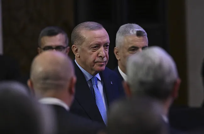 baskan-erdogan-suriye-yeniden-ayaga-kalkacak-1769517616417.jpeg Başkan Erdoğan: Suriye'de büyük bir inşa ve ihya seferberliği başlayacak