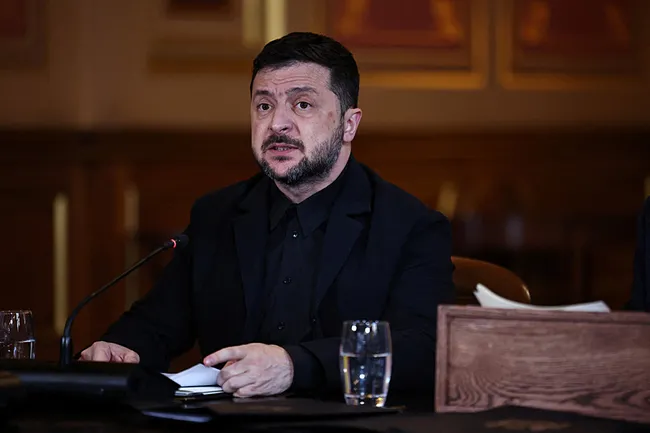 zelenskiy-rusyaya-yaptirimlarin-onemine-dikkat-cekti-planimiz-birlikte-guclu-adimlar-atmak-1761331050339.jpeg Zelenskiy Rusya’ya yaptırımların önemine dikkat çekti: “Planımız birlikte güçlü adımlar atmak”