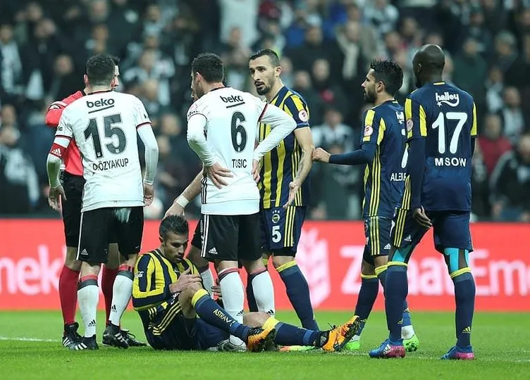 Van Persie de Fenerbahçe’ye ayak uydurmuş!