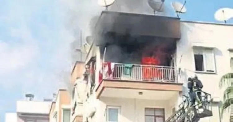Antalya’da ev yangını çıktı