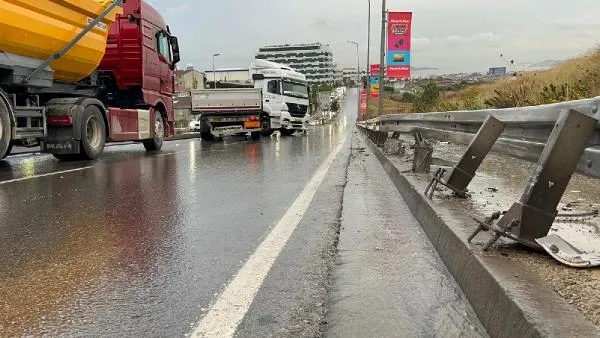 maltepede-ortalik-karisti-tir-refuje-cikinca-yol-trafige-kapandi-1699514209949.jpg