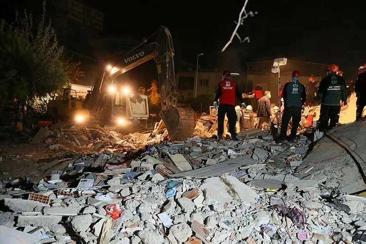 İzmir'den son dakika: Türkiye İzmir'e ağlıyor! AFAD afet bölgesindeki son durumu bildirdi! 39 ölü 896 yaralı