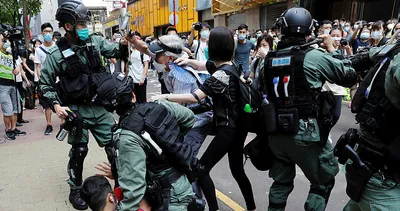 Çin’de sokaklar karıştı!  Hong Kong’da o tasarıya protesto...