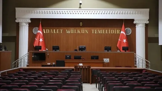 1792183729677.jpeg Ekrem İmamoğlu'dan mahkemede ilginç savunma: İstiklal Marşı'nın dizelerini okudu!