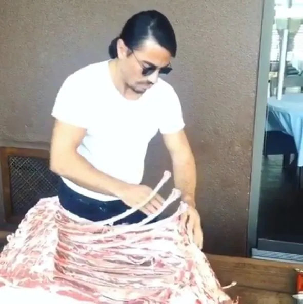 Nusret�in başı Bebek sakinleri ile derde girdi Son Nusret�in başı Bebek sakinleri ile derde girdi Son