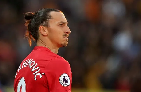 Manchester United, Zlatan Ibrahimovic'in sözleşmesini fesh etti!