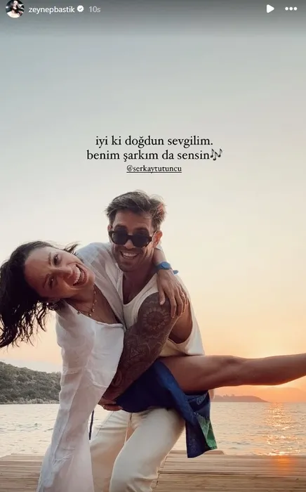 Şarkıcı Zeynep Bastık sevgilisi Serkay Tütüncü’ye aşkını işte böyle haykırdı! Kasları çok güzel yalan yok...