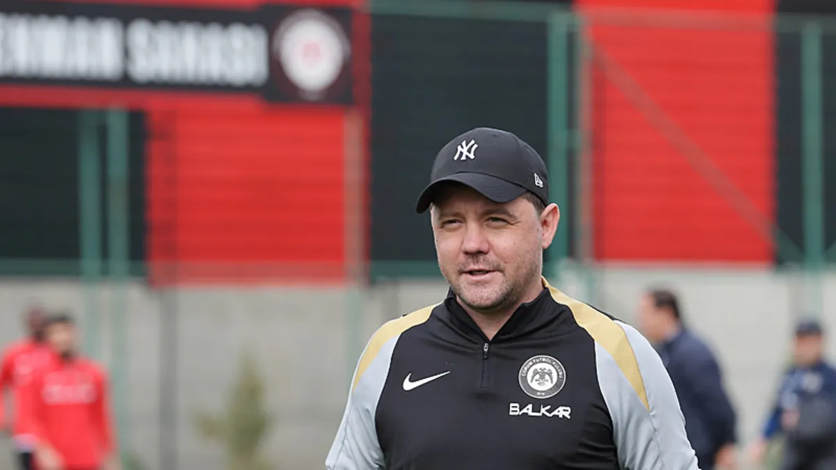 Uğur Uçar: Milli araların başı ve sonu zor olur! Uğur Uçar: Milli araların başı ve sonu zor olur!