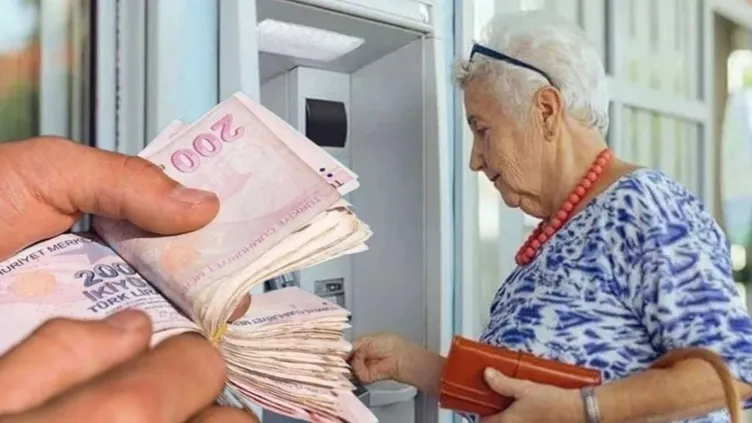 SON DAKİKA | Milyonların gözü enflasyon verilerinde! Emekli zammında 4 farklı senaryo masada: En düşük maaş için rakam belli oldu