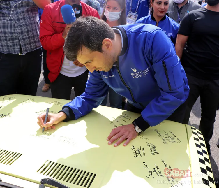 Selçuk Bayraktar gençlerin çağrısına kayıtsız kalmadı: Konum atın geliyorum