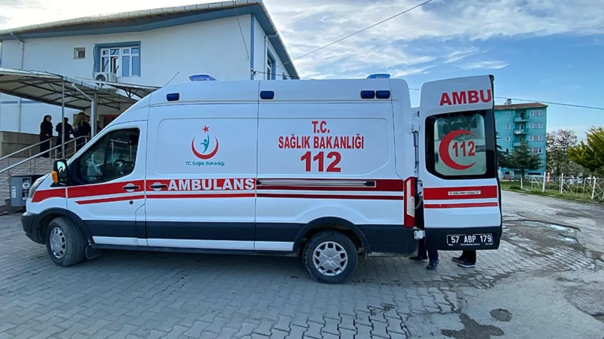 38 yaşındaki adam ağaç budadığı sırada elektrik akımına kapıldı: Feci şekilde can verdi!