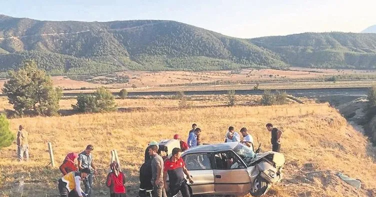 Şarampole devrilen araçta 2 çocuk öldü