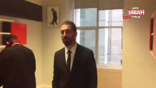 Futbolcu Arda Turan ve Şarkıcı Berkay duruşma için adliyeye geldi!