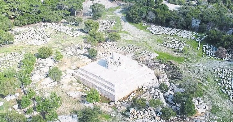 Deniz fenerine deprem önlemi