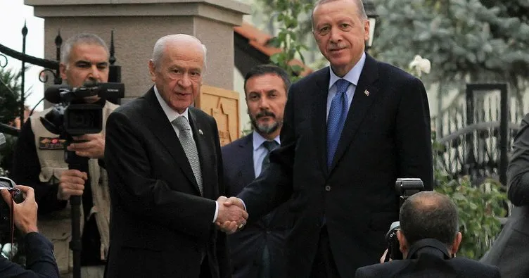 Son dakika: Cumhur’dan kritik zirve! Başkan Erdoğan ile Bahçeli ’Yeni Anayasa’ çağrısını görüştü