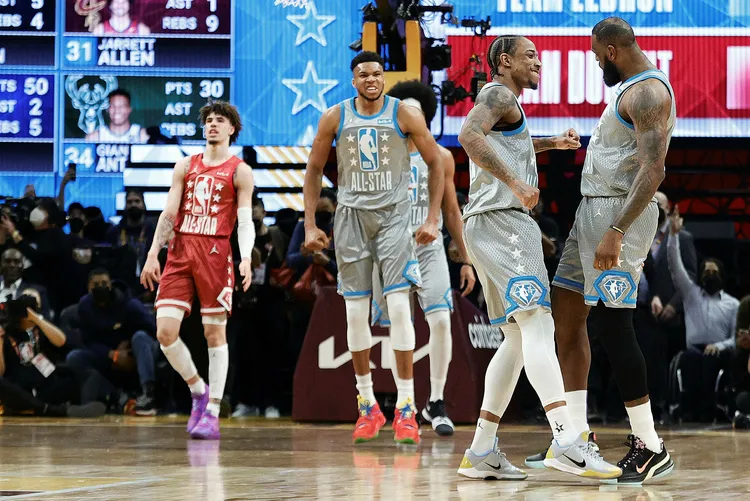 nba-all-star-2022-final-macini-lebron-jamesin-takimi-kazandi-1645427630715.jpg