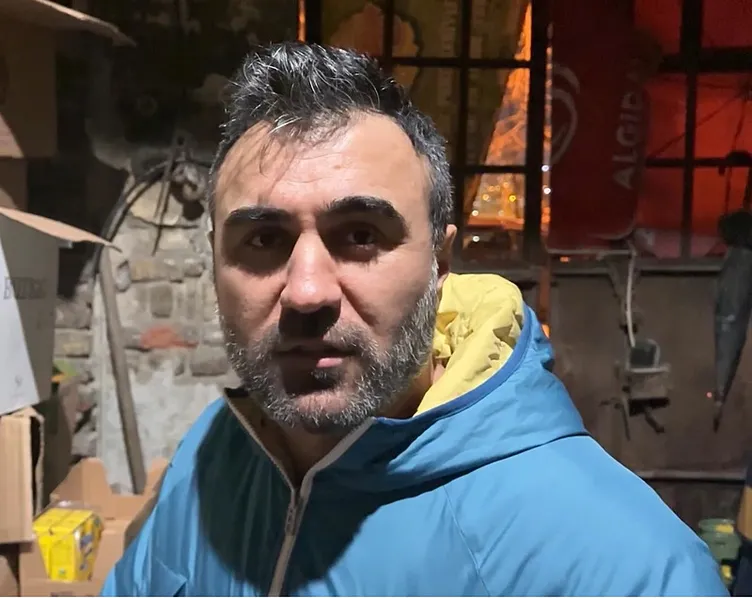 Sevgilisinin boğazına bıçak dayayan adamı sırtından vurdu: O korku dolu anların görüntüleri ortaya çıktı!