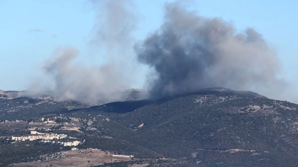 İsrail Lübnan’ın güneyine hava saldırısı düzenledi İsrail Lübnan’ın güneyine hava saldırısı düzenledi