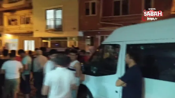 2 yıl önce barıştığı annesini boğazını keserek öldürdü | Video