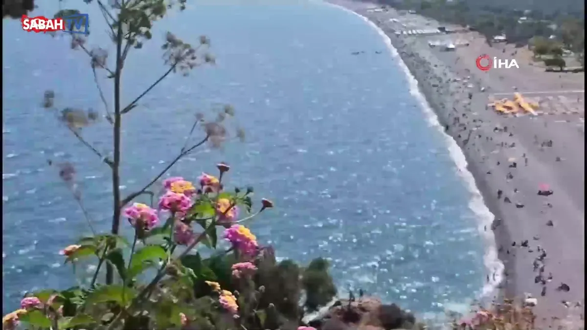 Antalya’da 2 saat arayla 2 farklı mevsim videosunu izle Antalya’da 2 saat arayla 2 farklı mevsim videosunu izle