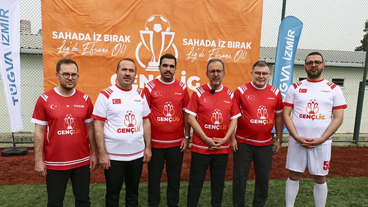 İzmir'de TÜGVA GençLig Liseler Arası Futbol Turnuvası heyecanı başladı!