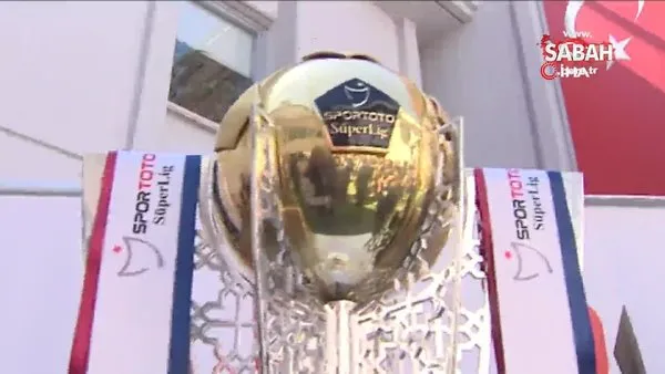 Şampiyon Trabzonspor’un kupası teslim edilmek üzere TFF’ye gönderildi | Video
