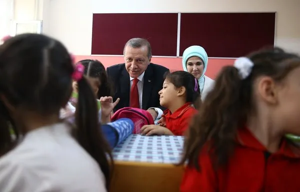 Minik öğrenci Erdoğan'ı güldürdü