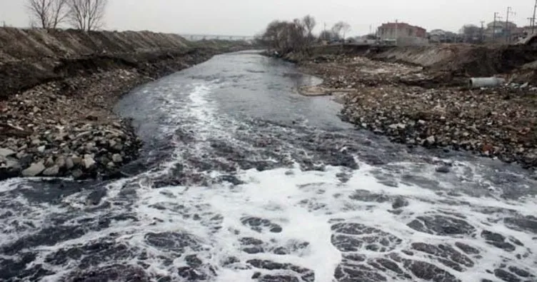 Ergene Nehri’nin debisinin yükselmesi ile iki köy yolu ulaşıma kapandı