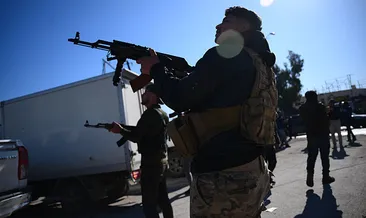 SON DAKİKA| Aşiretler Deyrizor’da petrol sahalarını ele geçirdi