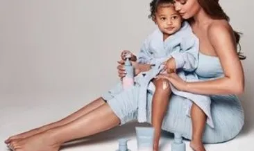 Kylie Jenner, bebeğinin cinsiyeti ile ilgili ilk ipucunu verdi!