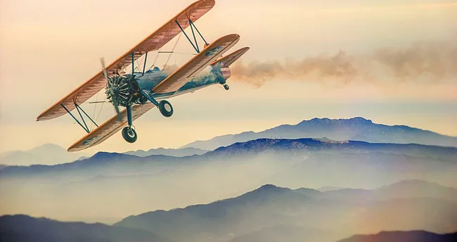 Almanya’da dehşet anları: Küçük uçak, evin üzerine düştü! 2 ölü