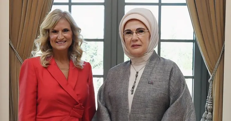 Emine Erdoğan, ABD’nin Ankara Büyükelçisi’nin eşi Cheryl Flake ile bir araya geldi