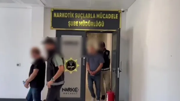 kocaelide-narkotik-operasyonu-13-gozalti-6-tutuklama-1788983080329.jpg