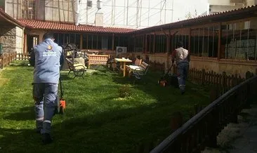 Seydişehir Belediyesi çim biçme çalışmalarına başladı