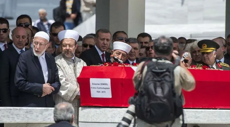 Süleyman Demirel’in cenaze töreninden kareler