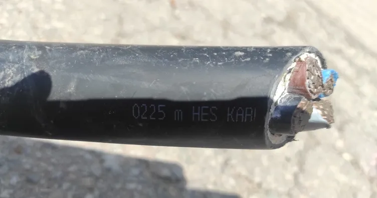 Kablo hırsızı iş üstünde yakalandı!