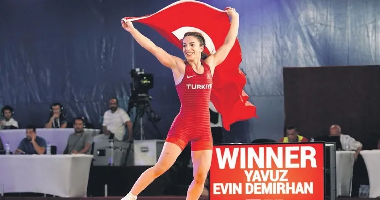 Team Türkiye’nin yanında İş Bankası var