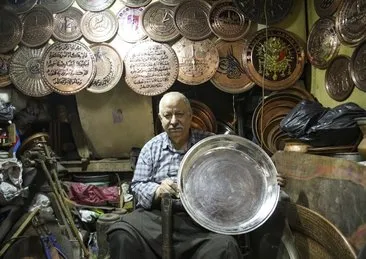 62 yıldır mesleğini aşkla devam ettiriyor! Ata mesleğine olan saygısı herkesi hayran bıraktırıyor...