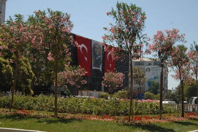 Gezi Parkı yeniden açıldı