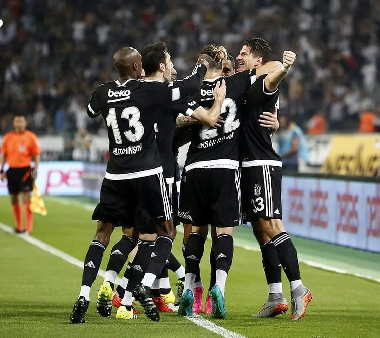 Beşiktaş, Fenerbahçe’yi tokatladı!