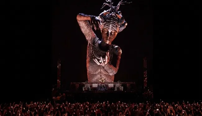 istanbulda-sanat-kilifli-satanizm-sovuna-gecit-yok-1788375083770.jpg