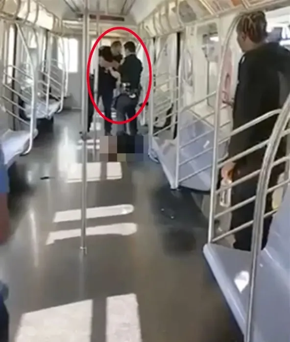 Irkçı ABD polisinden yeni skandal: Masum sivili başından vurdular!