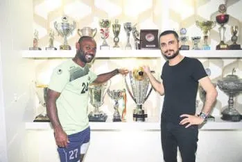 Vagner Love'dan Lucescu'ya eleştiri - 1