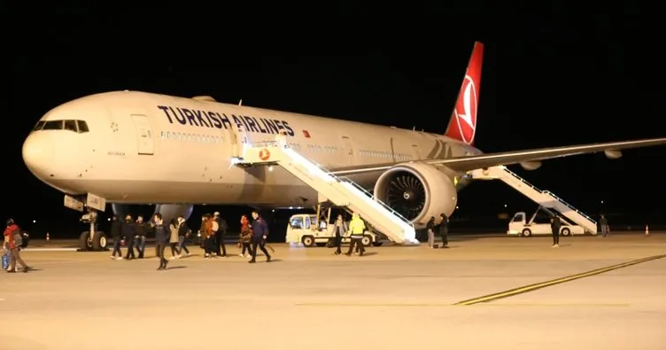 Yurt dışından 5 bin 284 Türk vatandaşı daha tahliye edildi