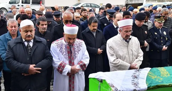 Şehit annesi, oğlunun adını taşıyan mezarlığa defnedildi