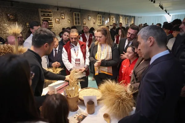 afyonkarahisarda-yine-guinness-dunya-rekoru-kirildi-1791025487731.jpeg
