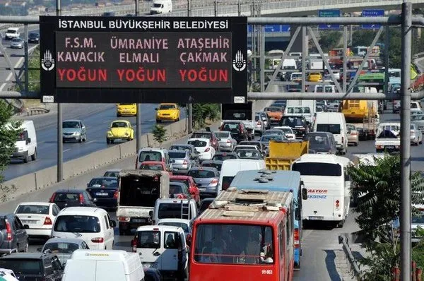 Fatih Sultan Mehmet Köprüsü'nde trafik çilesi