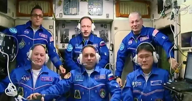 Yeni astronot ekibi UUİ’ye ulaştı